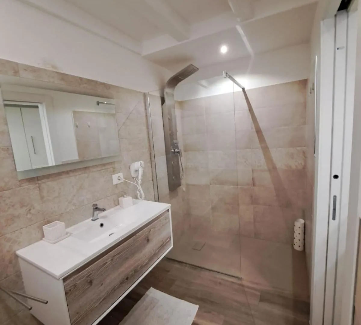 Maison Belle Sottomarina 0*,  Włochy