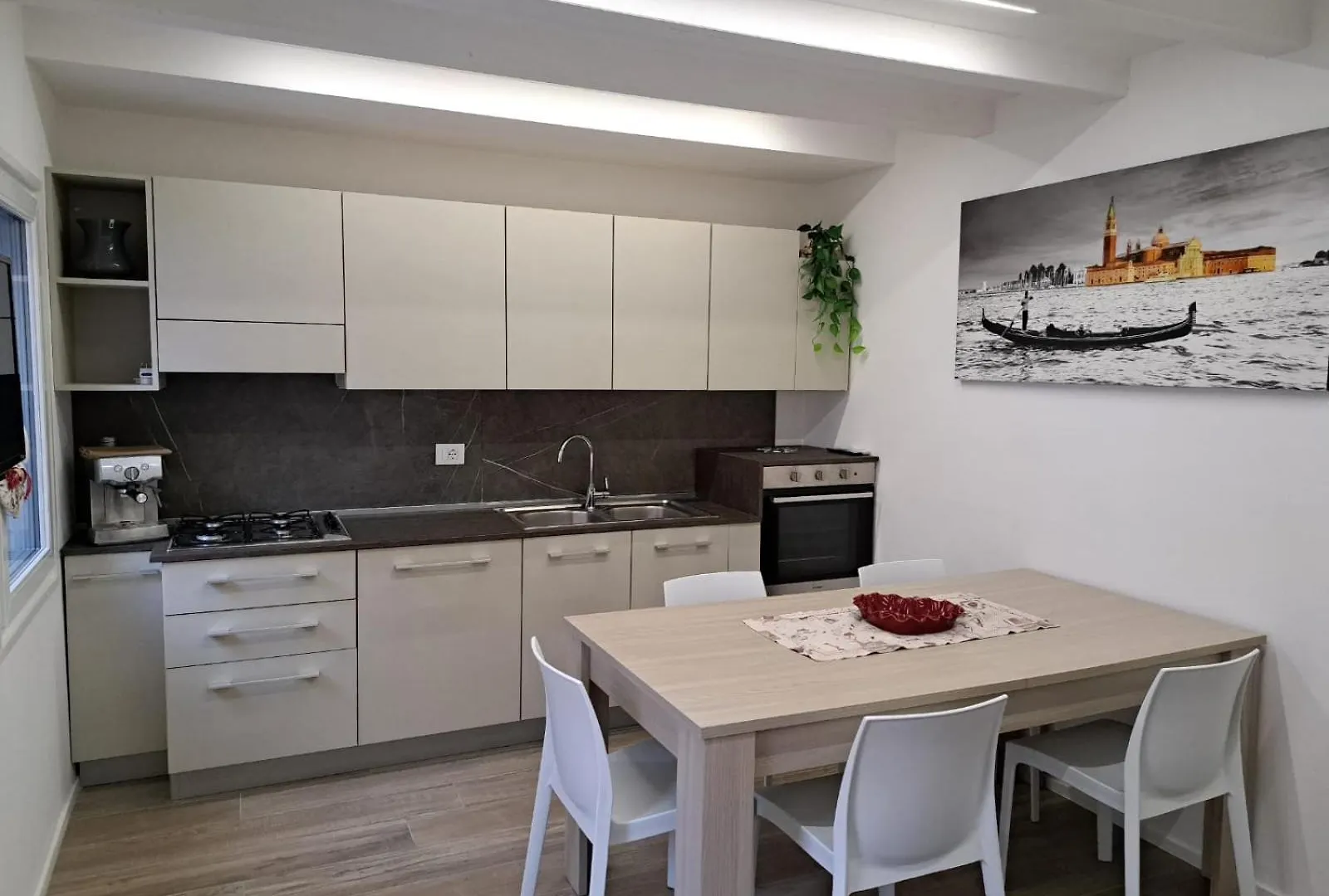 Maison Belle Sottomarina Italia